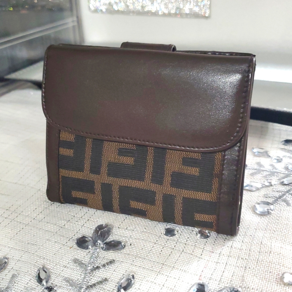 Fendi Zucca Compact Wallet Tobacco Unisex - Picture 3 of 16